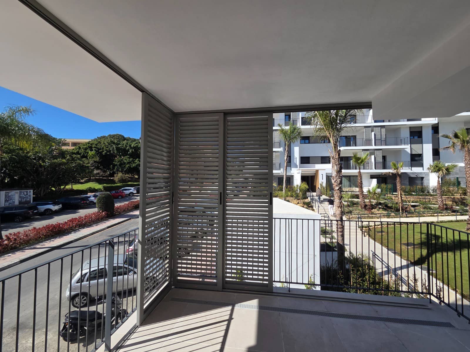 3 slaapkamer Appartement te koop in Estepona met zwembad garage - € 675.000 (Ref: 10024677)