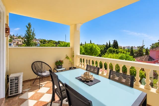 5 Zimmer Haus zu verkaufen in Seghers, Estepona mit Pool Garage - 1.100.000 € (Ref: 10065223)