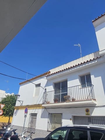 4 sovrum Hus till salu i Estepona med garage - 799 000 € (Ref: 9297536)