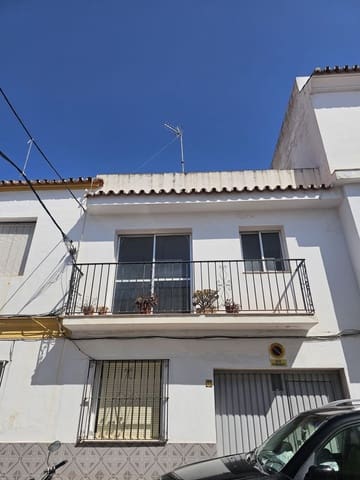 4 sovrum Hus till salu i Estepona med garage - 799 000 € (Ref: 9297536)