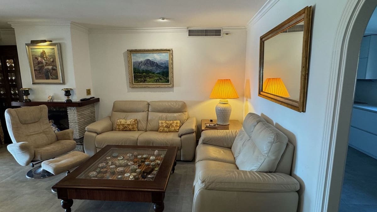 5 sypialnia Willa na sprzedaż w Estepona z basenem garażem - 4 200 000 € (Ref: 9297537)