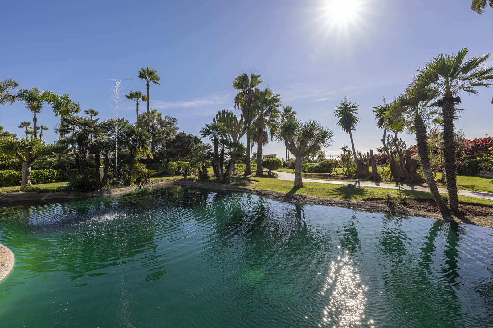 2 sypialnia Apartament na sprzedaż w New Golden Mile z basenem - 995 000 € (Ref: 9410207)