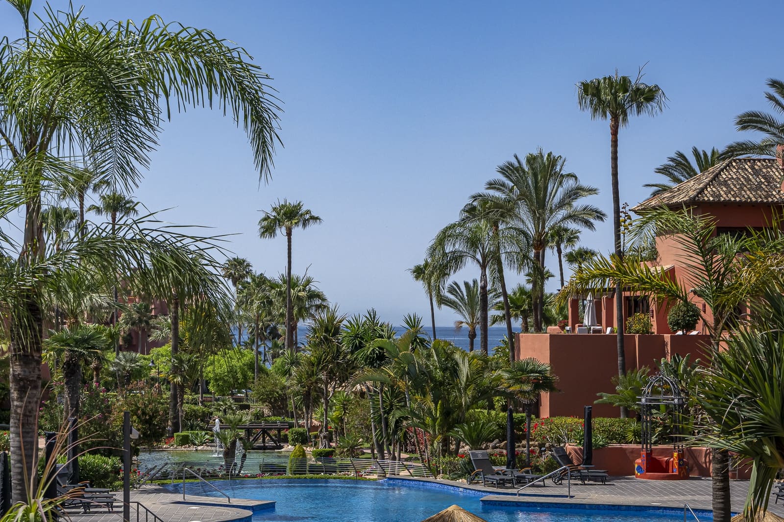 3 sypialnia Apartament na sprzedaż w New Golden Mile z basenem garażem - 1 825 000 € (Ref: 9410209)