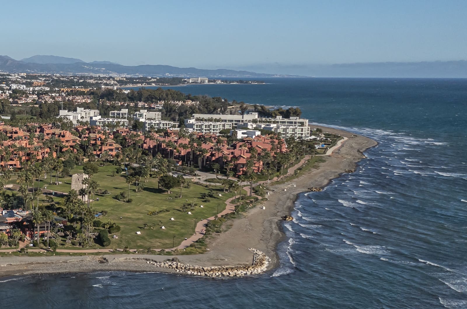 3 camera da letto Appartamento in vendita in New Golden Mile con piscina garage - 2.350.000 € (Rif: 9410222)