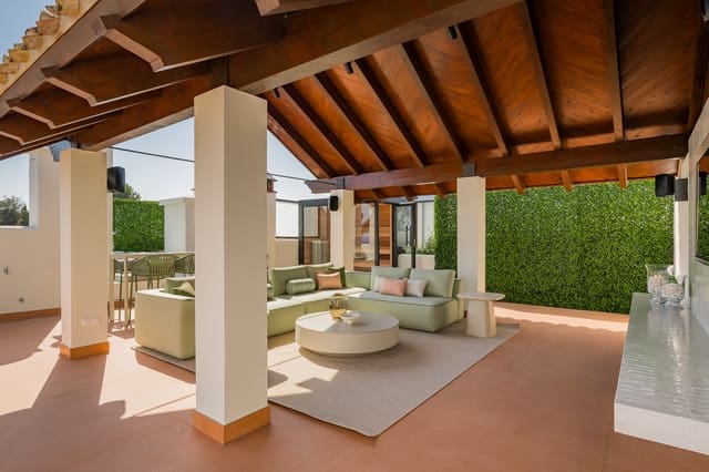 3 sypialnia Penthouse na sprzedaż w El Velerín, Estepona z basenem garażem - 2 995 000 € (Ref: 9410288)