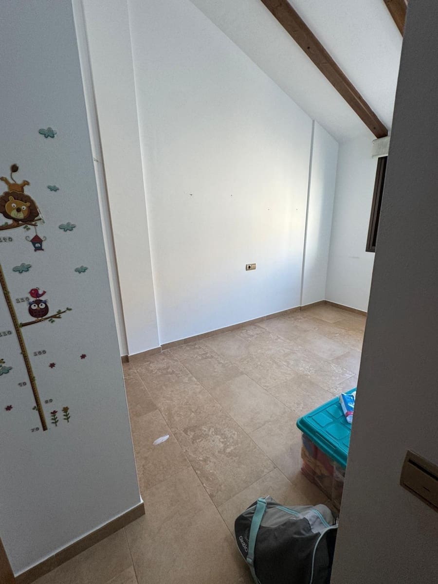 4 bedroom Apartment for sale in Lo Pagan with garage - € 275,900 (Ref: 9301283)