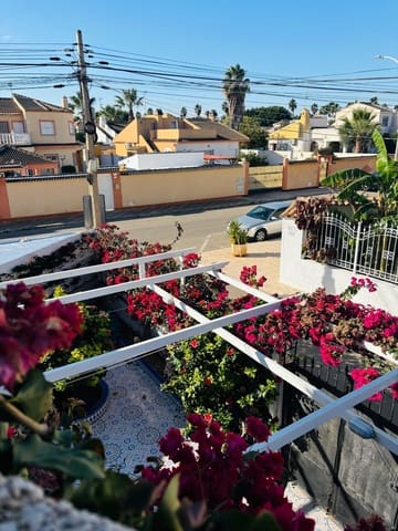 2 bedroom Bungalow for rent in Los Narejos, Los Alcázares - € 725 (Ref: 9308584)