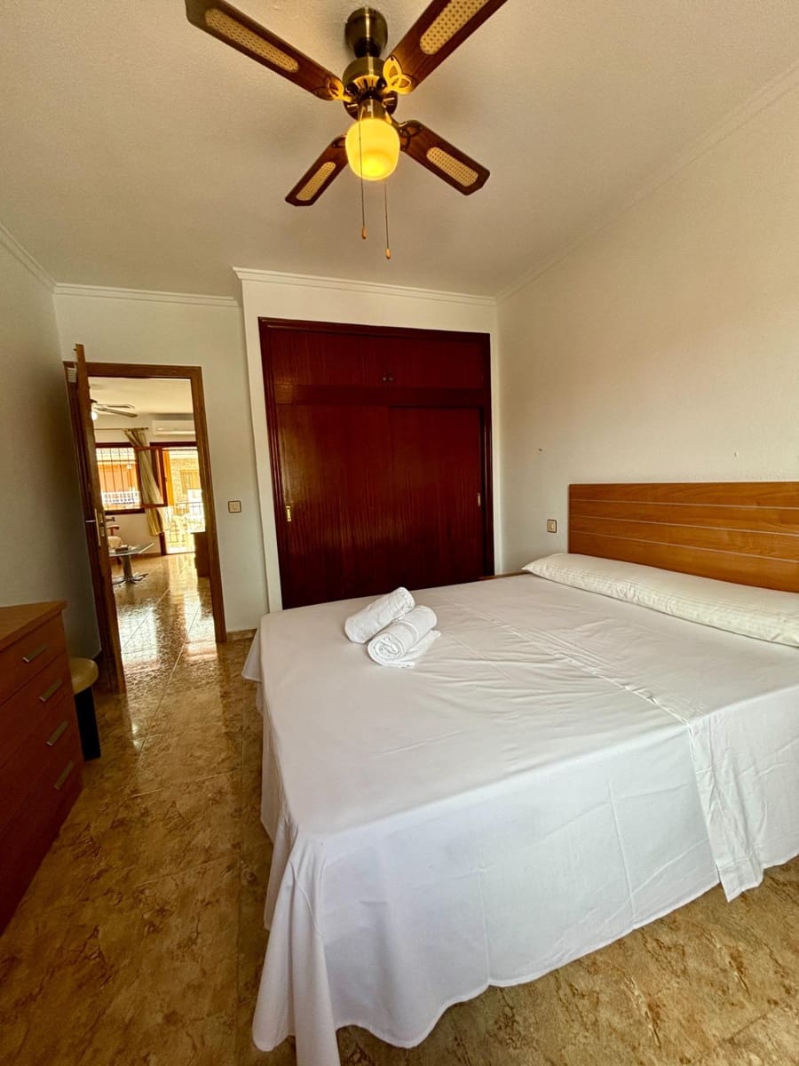 2 bedroom Apartment for rent in Los Alcazares - € 650 (Ref: 9403446)