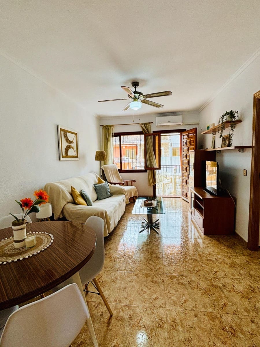 2 bedroom Apartment for rent in Los Alcazares - € 650 (Ref: 9403446)