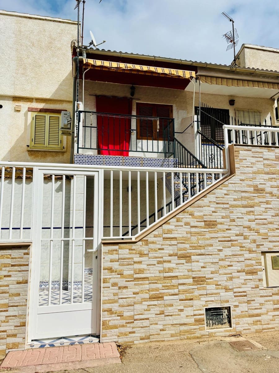 2 bedroom Apartment for rent in Los Alcazares - € 650 (Ref: 9403446)