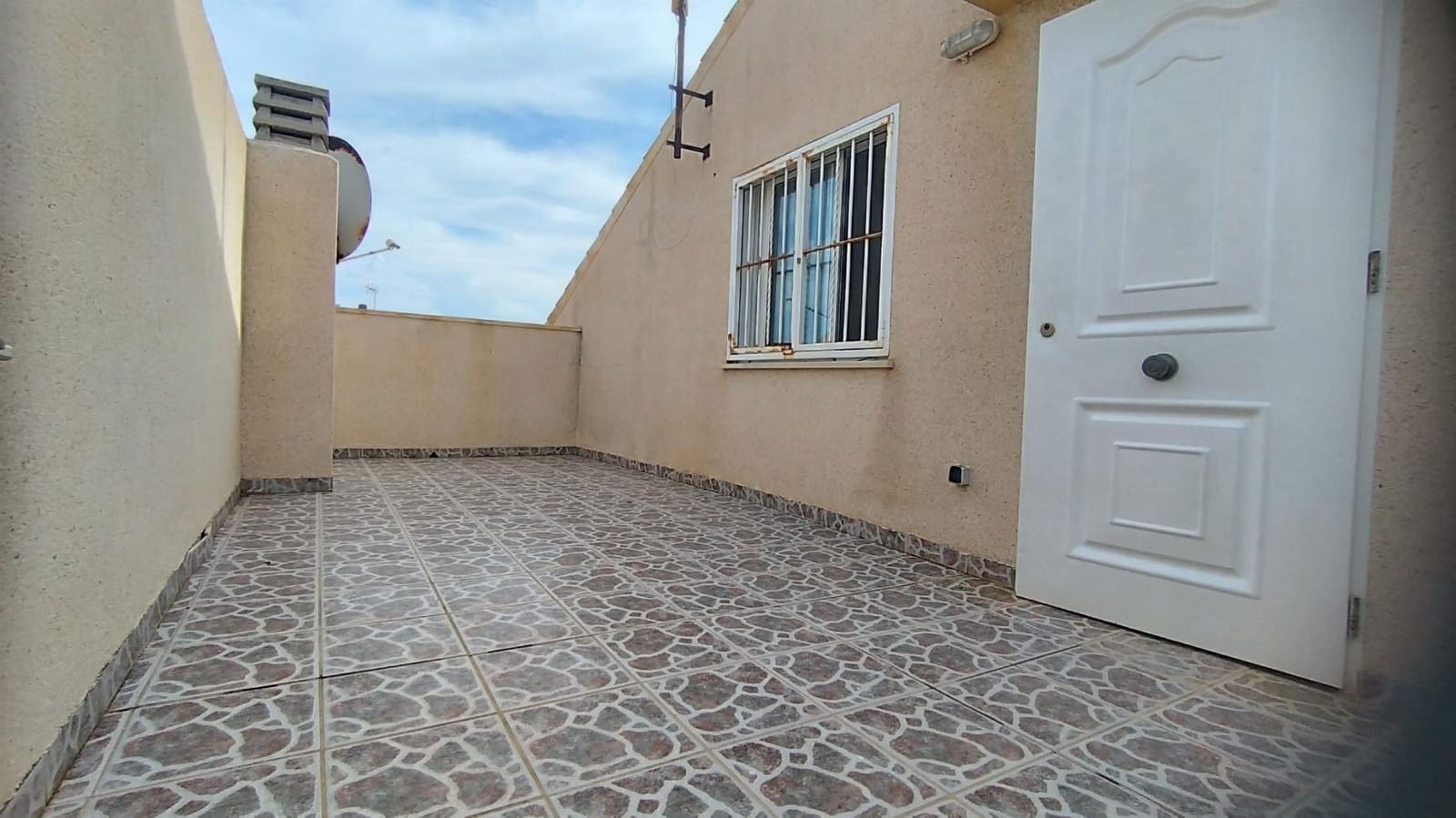 3 makuuhuone Rivitalo myytävänä paikassa Playa Paraiso - 170 000 € (Ref: 9403447)