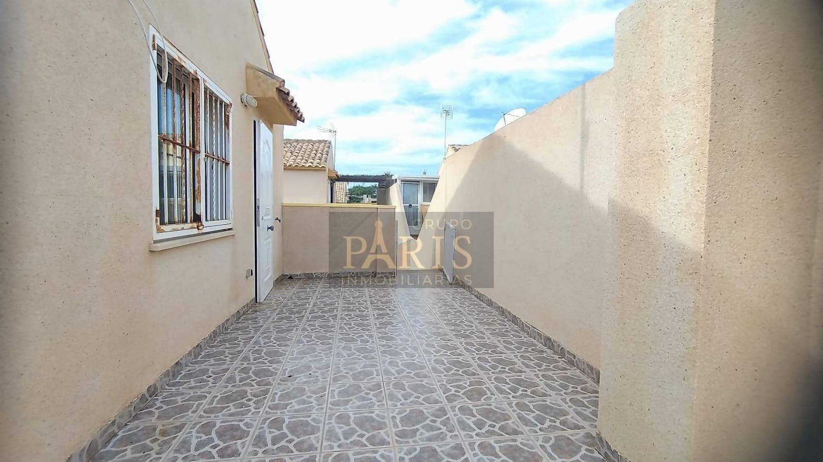 3 makuuhuone Rivitalo myytävänä paikassa Playa Paraiso - 170 000 € (Ref: 9403447)