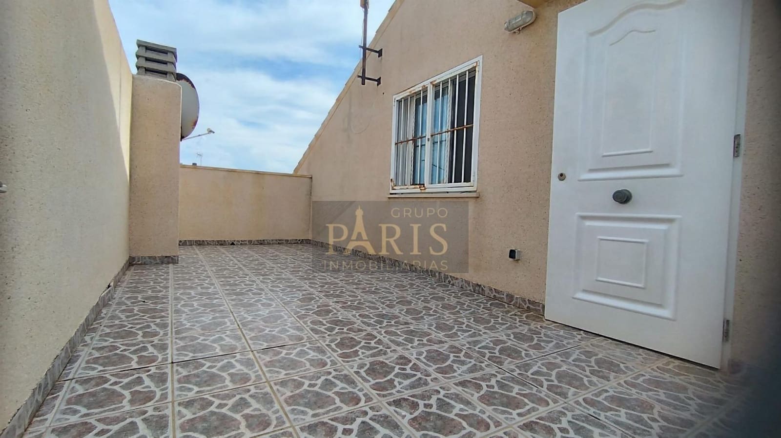 3 makuuhuone Rivitalo myytävänä paikassa Playa Paraiso - 170 000 € (Ref: 9403447)