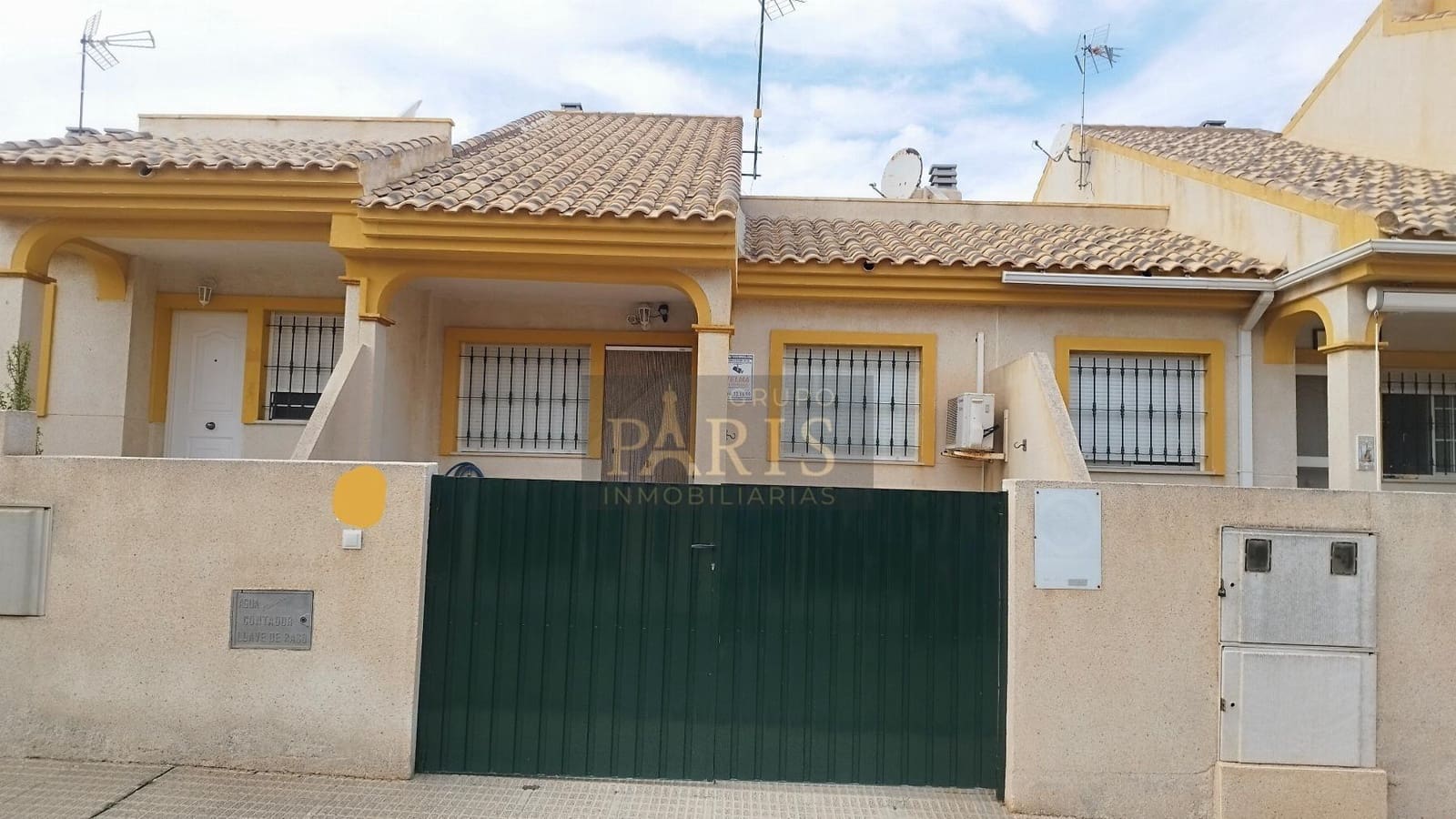 3 makuuhuone Rivitalo myytävänä paikassa Playa Paraiso - 170 000 € (Ref: 9403447)