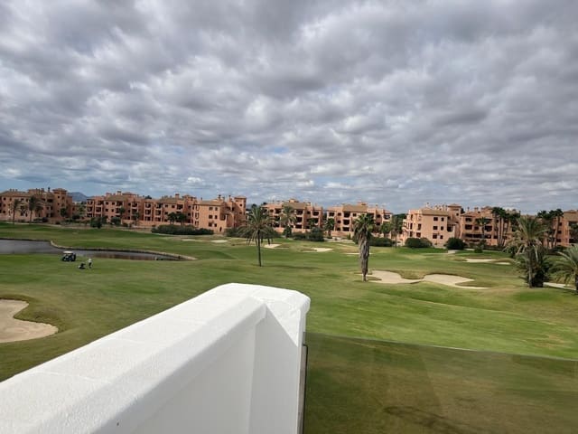 3 Zimmer Villa zu verkaufen in Los Alcázares mit Pool - 357.000 € (Ref: 9476125)