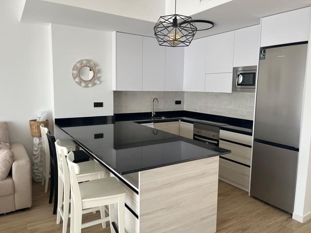 3 Zimmer Villa zu verkaufen in Los Alcázares mit Pool - 357.000 € (Ref: 9476125)