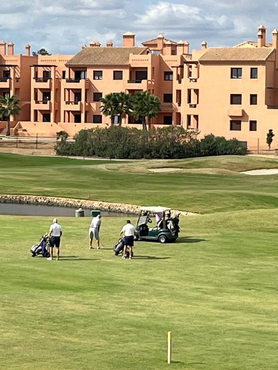 3 Zimmer Villa zu verkaufen in Los Alcazares mit Pool - 357.000 € (Ref: 9476125)