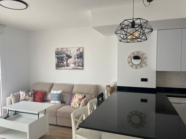 3 Zimmer Villa zu verkaufen in Los Alcázares mit Pool - 357.000 € (Ref: 9476125)