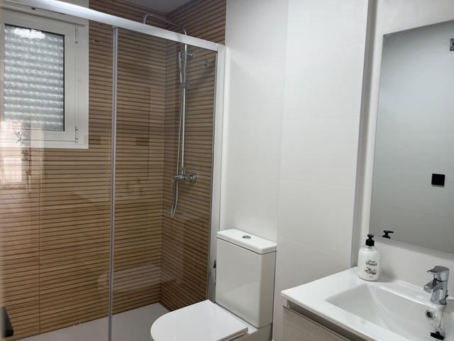 3 Zimmer Villa zu verkaufen in Los Alcázares mit Pool - 357.000 € (Ref: 9476125)