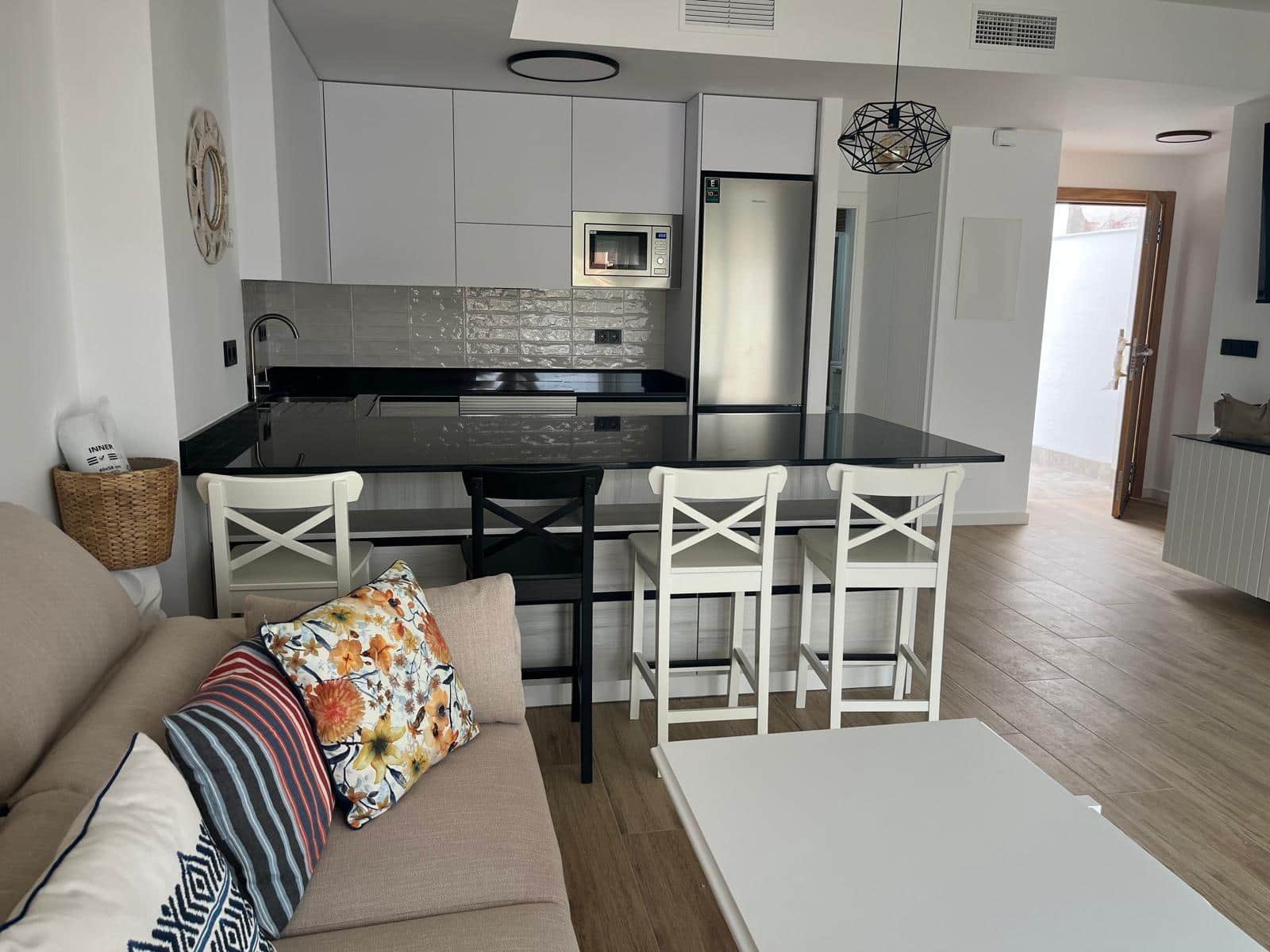 3 Zimmer Villa zu verkaufen in Los Alcazares mit Pool - 357.000 € (Ref: 9476125)