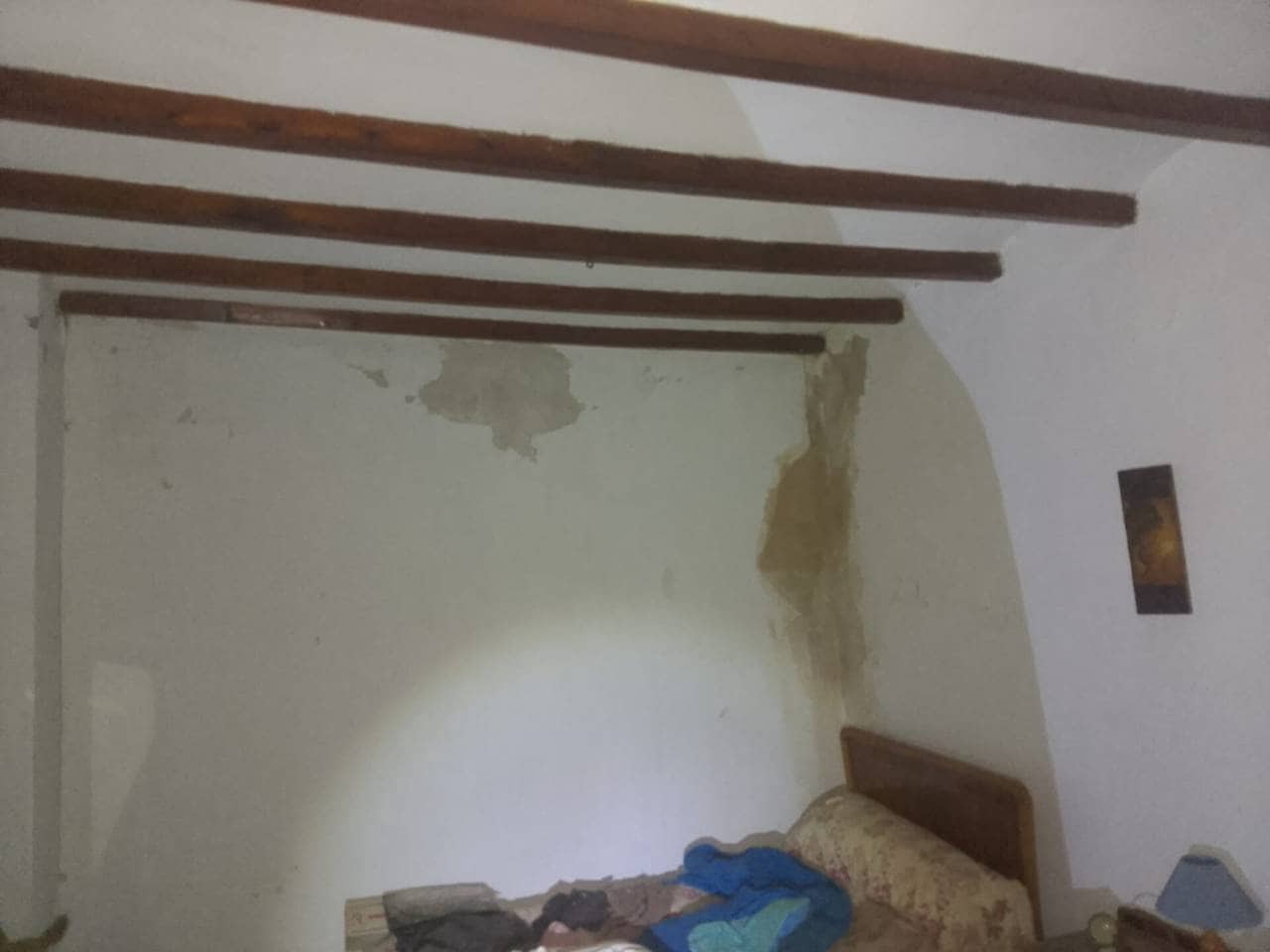 6 soverom Hus til salgs i Potries - € 82 000 (Ref: 9398830)