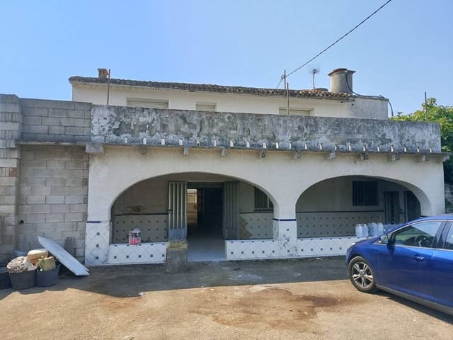 5 bedroom Commercial for sale in Villalonga with garage - € 113,000 (Ref: 9398832)