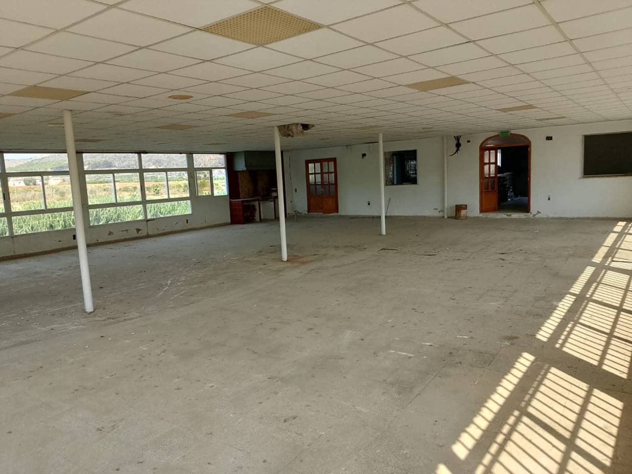 5 Zimmer Gewerbe zu verkaufen in Villalonga mit Garage - 113.000 € (Ref: 9398832)