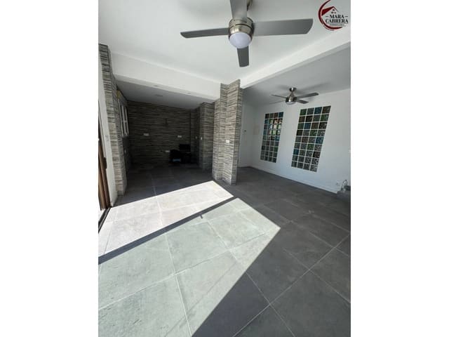 5 soverom Villa til salgs i Gandia - € 325 000 (Ref: 9398833)