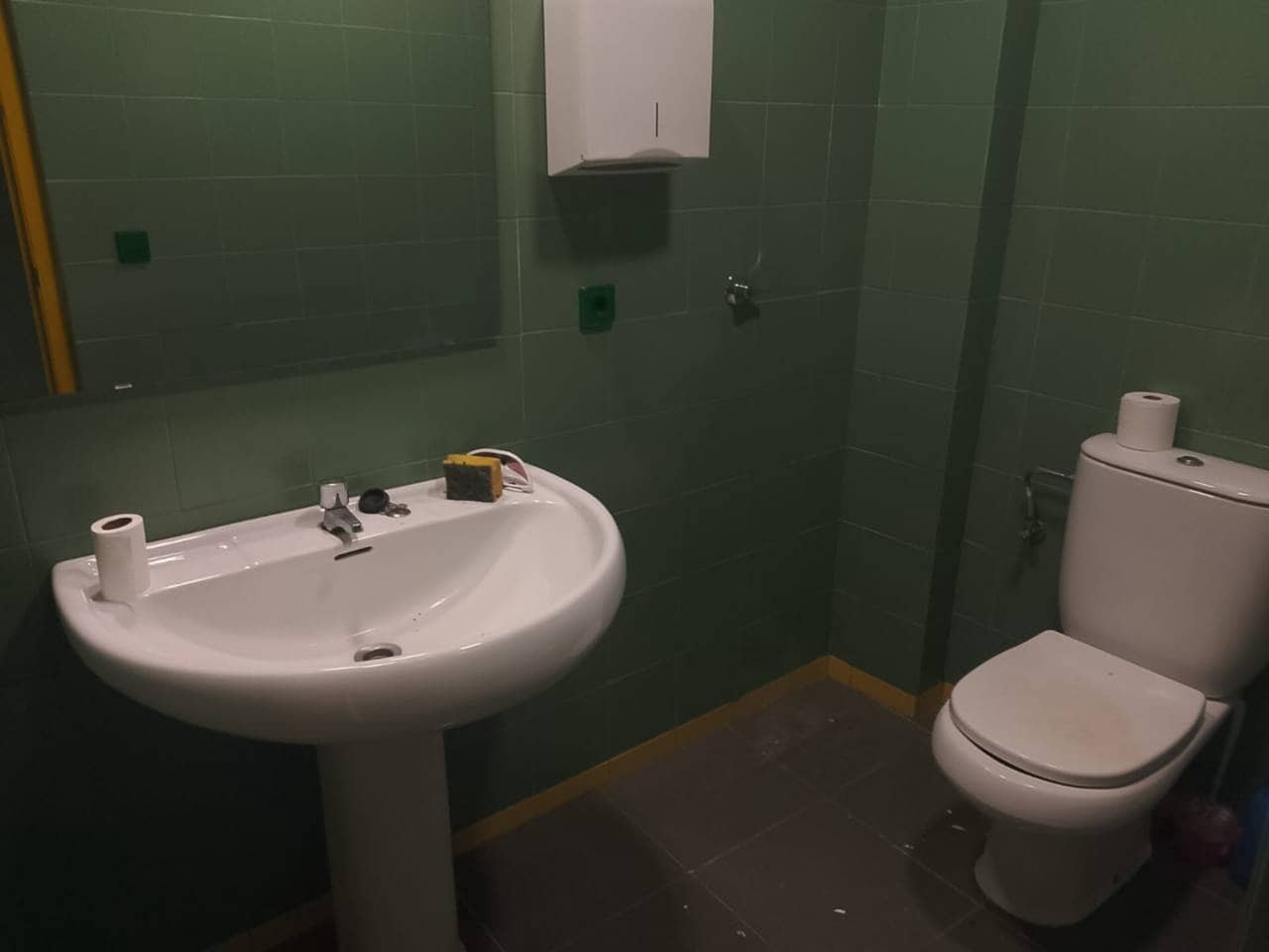 3 soveværelse Erhverv til leje i Gandia - € 830 (Ref: 9398836)