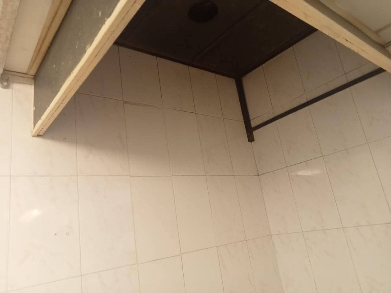 Erhverv til leje i Gandia - € 650 (Ref: 9398838)