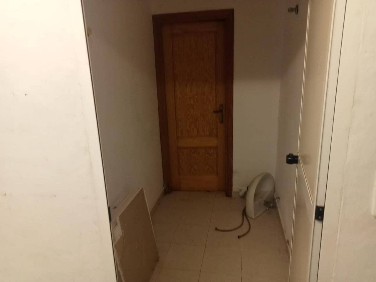 Erhverv til leje i Gandia - € 650 (Ref: 9398838)