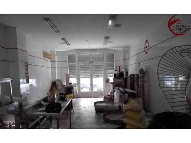 Erhverv til leje i Gandia - € 650 (Ref: 9398838)