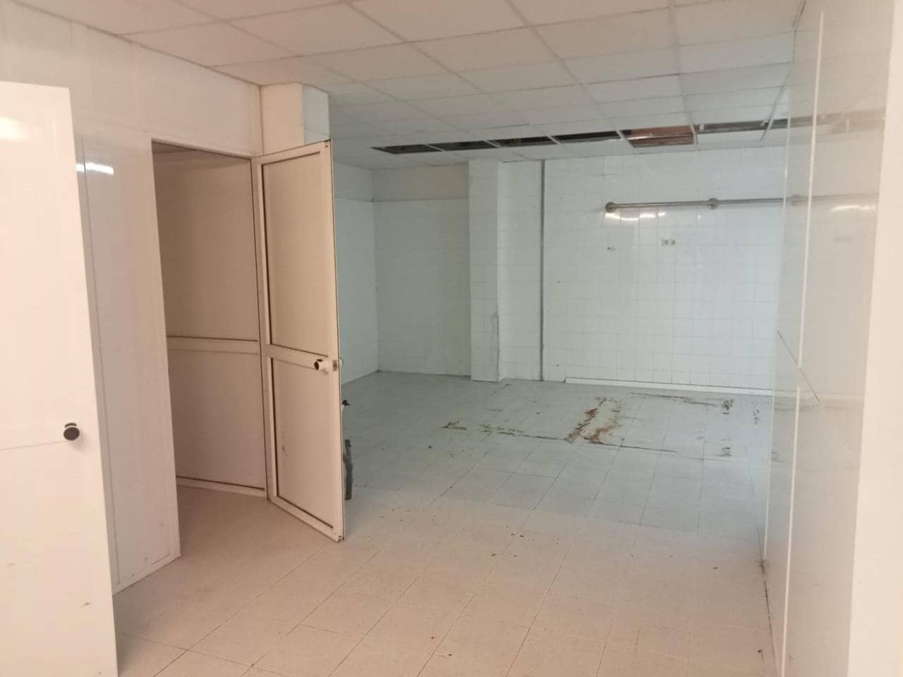 Erhverv til leje i Gandia - € 650 (Ref: 9398838)