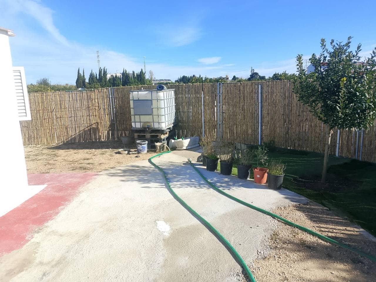 Grunde uden byggetilladelser til salg i Oliva - € 50.000 (Ref: 9402945)