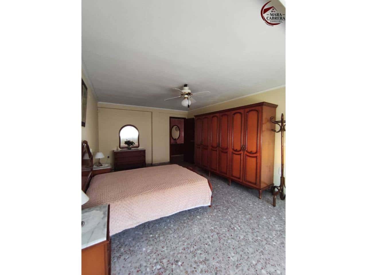 3 bedroom Flat for sale in Gandia with garage - € 165,000 (Ref: 9419156)