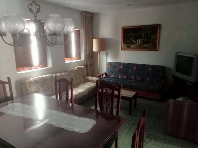 6 Zimmer Haus zu verkaufen in Oliva - 120.000 € (Ref: 9419157)