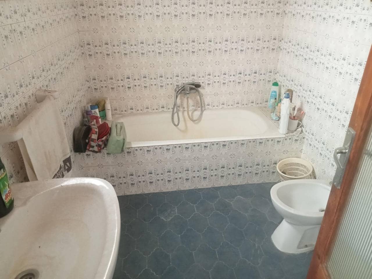 6 Zimmer Haus zu verkaufen in Oliva - 120.000 € (Ref: 9419157)