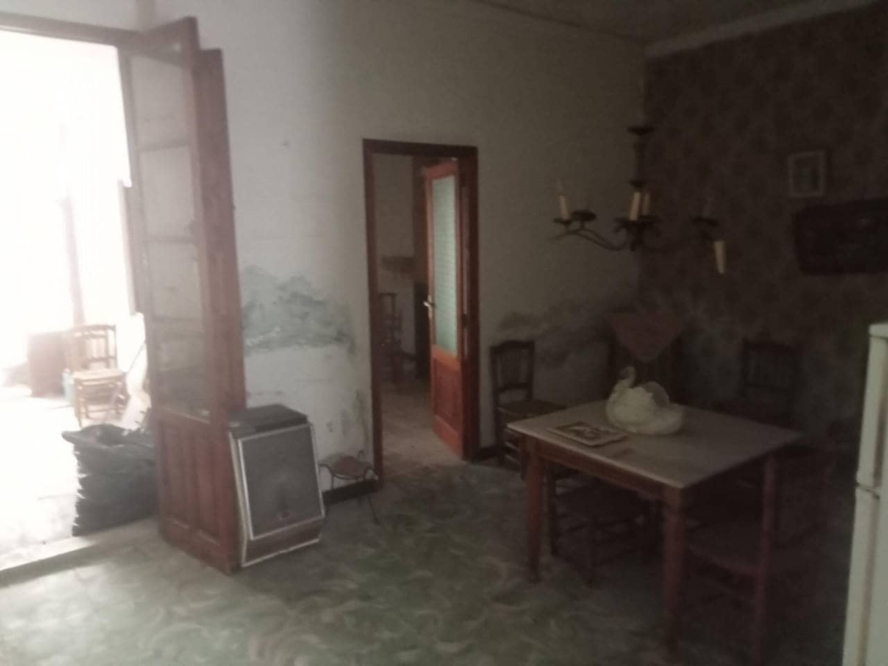 6 Zimmer Haus zu verkaufen in Oliva - 120.000 € (Ref: 9419157)