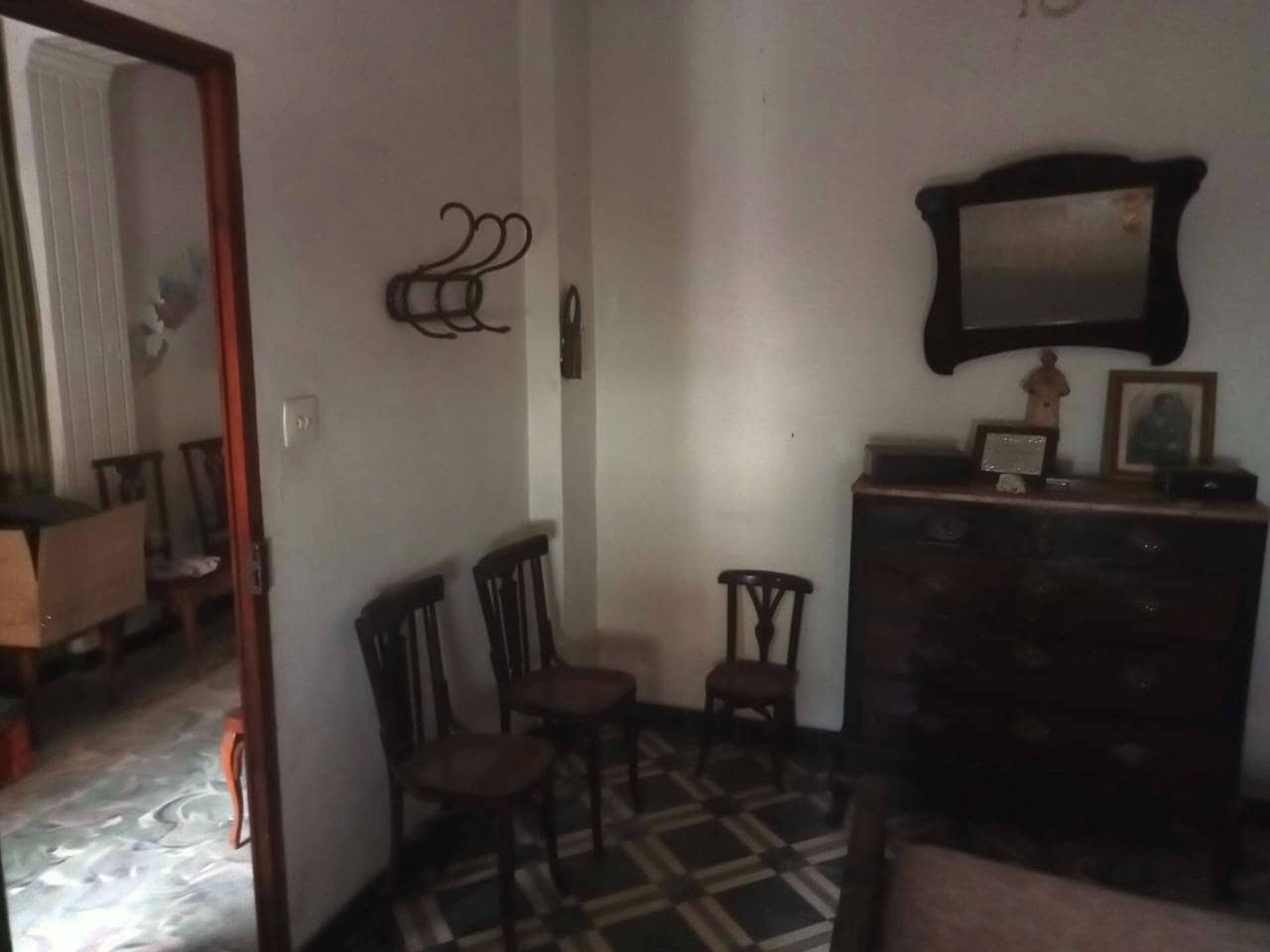 6 Zimmer Haus zu verkaufen in Oliva - 120.000 € (Ref: 9419157)