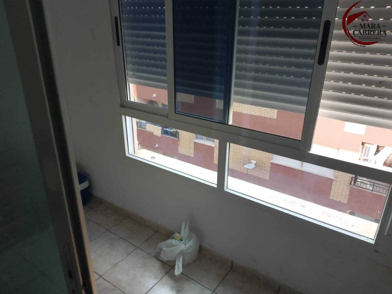 5 chambre Appartement à vendre à Gandia - 93 000 € (Ref: 9425431)