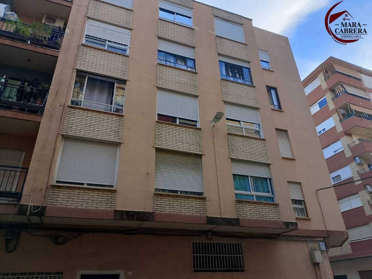 5 chambre Appartement à vendre à Gandia - 93 000 € (Ref: 9425431)
