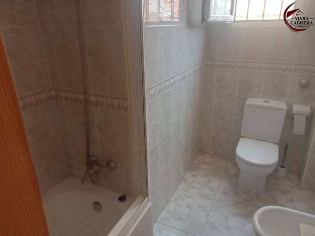 3 bedroom Flat for sale in Piles - € 133,000 (Ref: 9425437)