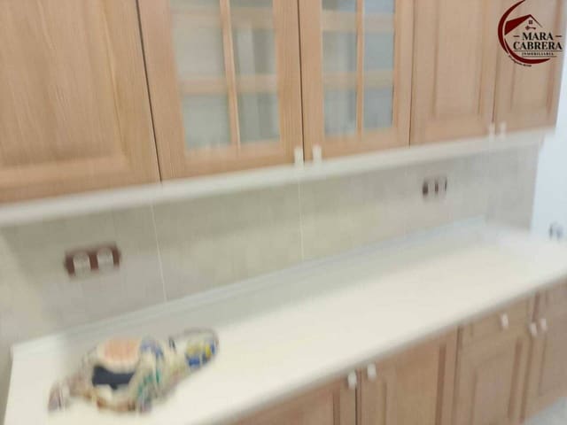 Casa de 3 habitaciones en Piles en venta - 155.600 € (Ref: 9425605)