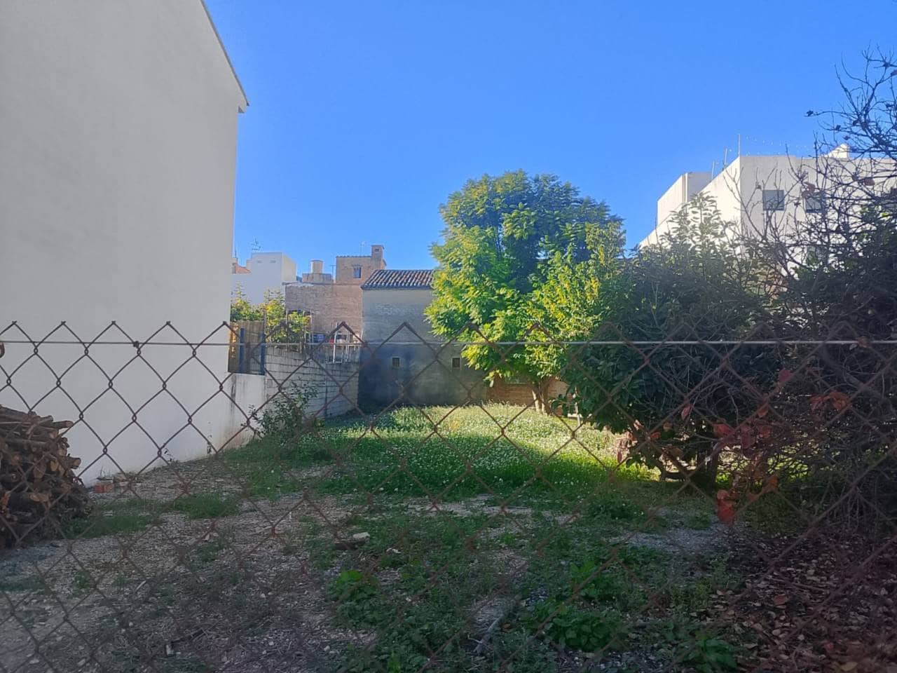 Byggetomt til salgs i Piles - € 62 000 (Ref: 9442902)