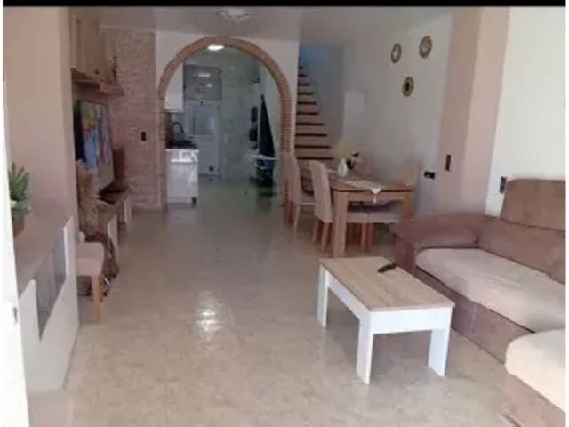 3 slaapkamer Huis te koop in Villalonga - € 103.000 (Ref: 9451137)