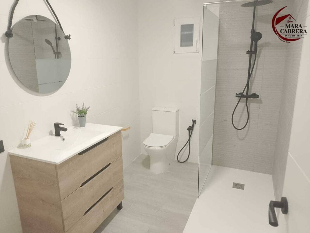 3 makuuhuone Asunto myytävänä paikassa Oliva - 149 900 € (Ref: 9452463)