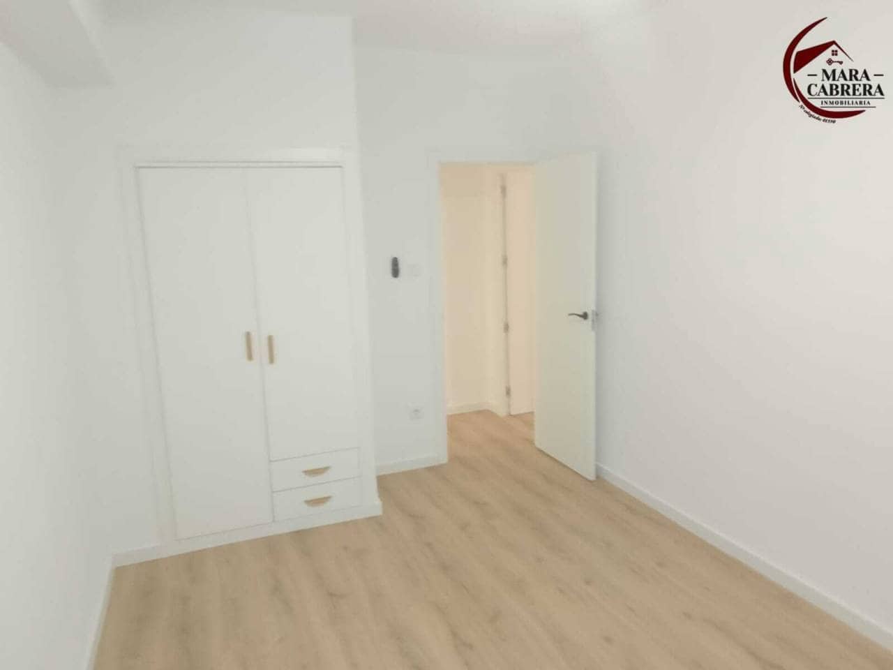 3 makuuhuone Asunto myytävänä paikassa Oliva - 149 900 € (Ref: 9452463)