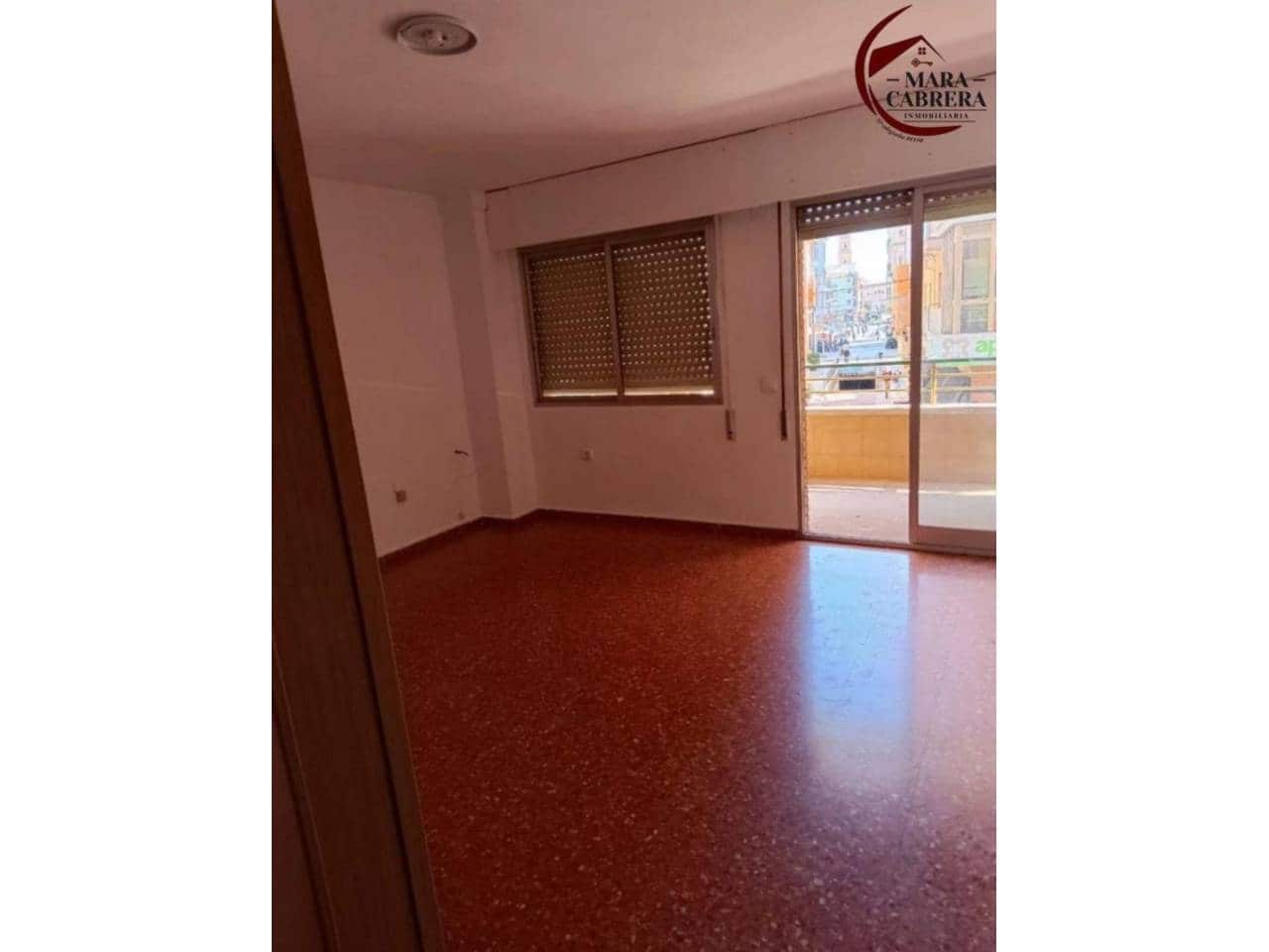 4 chambre Appartement à vendre à Gandia - 165 000 € (Ref: 9452465)