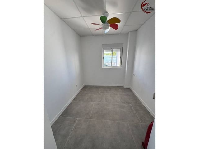 5 quarto Moradia para venda em Gandia - 275 000 € (Ref: 9452473)