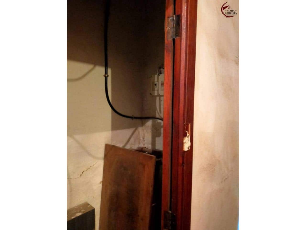 4 slaapkamer Huis te koop in Bellreguard - € 88.000 (Ref: 9452511)